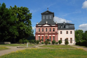 Kaisersaalgebäude von Schloss Schwarzburg - Bildautor: Matthias Pihan, 17.06.2015